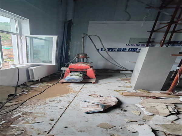 横山地基基础下沉墙体裂缝加固注浆顶升施工